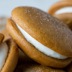 Pumpkin Whoopie Pies